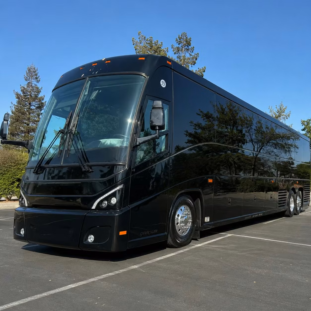 orem college and university groups rely on long distance bus rentals